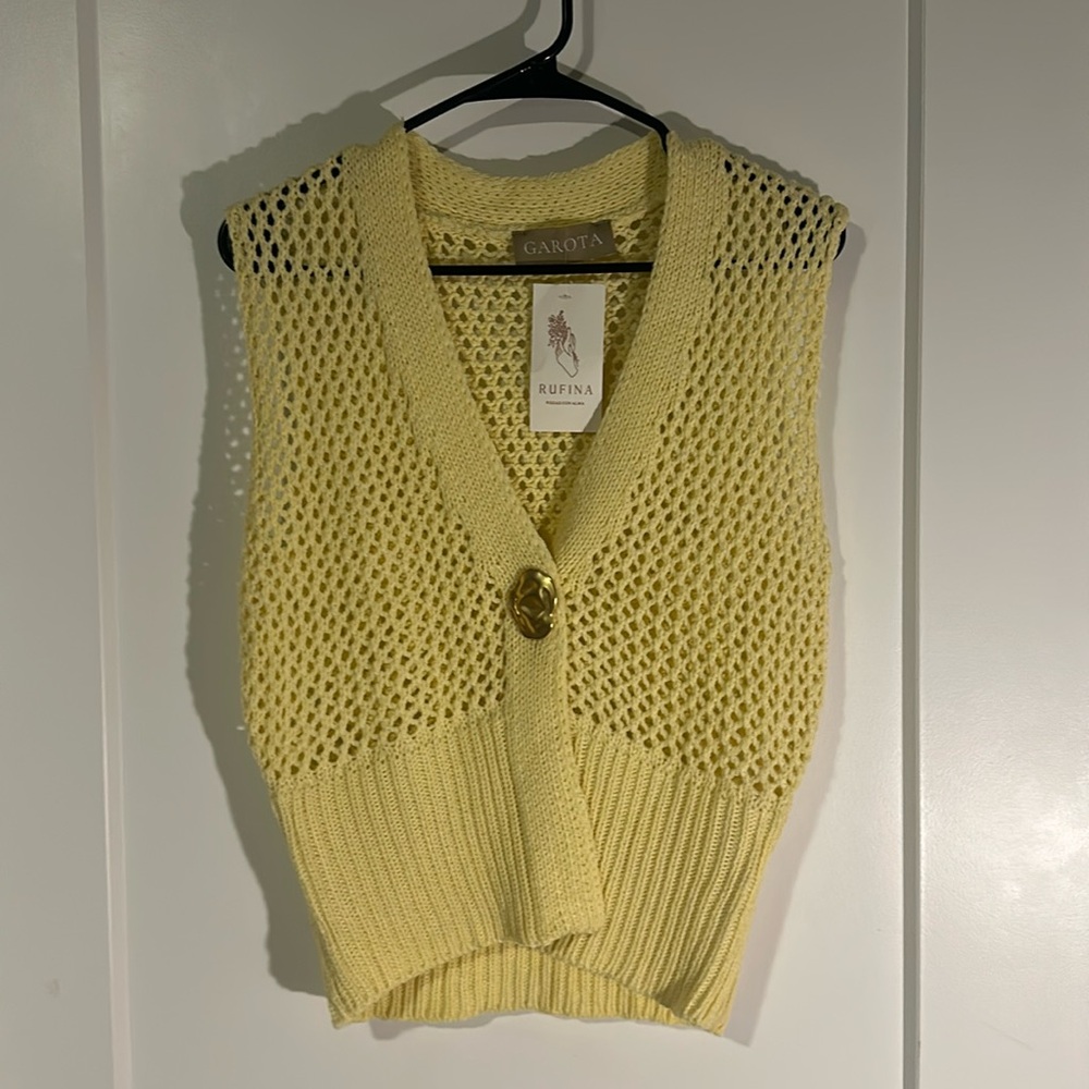 Yellow Vest